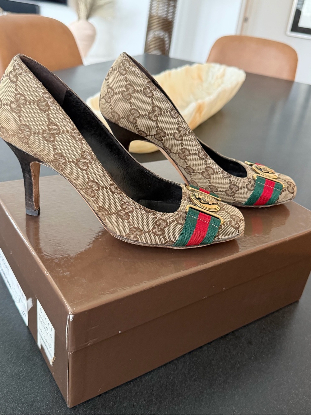 Gucci GG Canvas High-Heel Pumps
Authentic / size: 6,5 - Picture 4 of 9